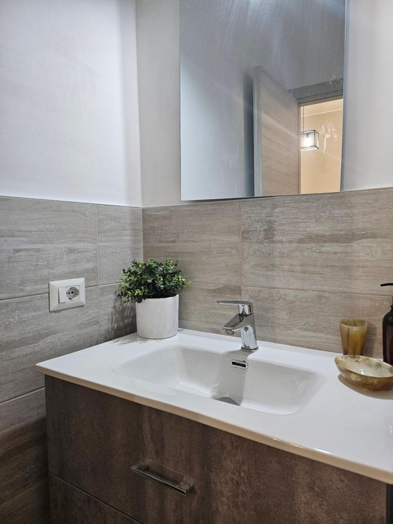 Portaromana Premier Milan Bagian luar foto